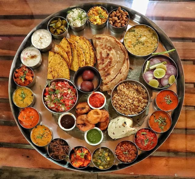 Veg Thali Hero